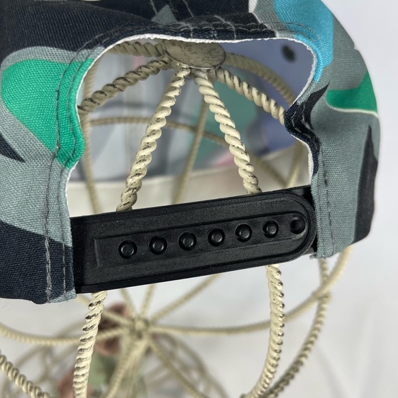 Stranger Things Lucas hat colorful color block snap back baseball cap multicolor - Picture 6 of 7